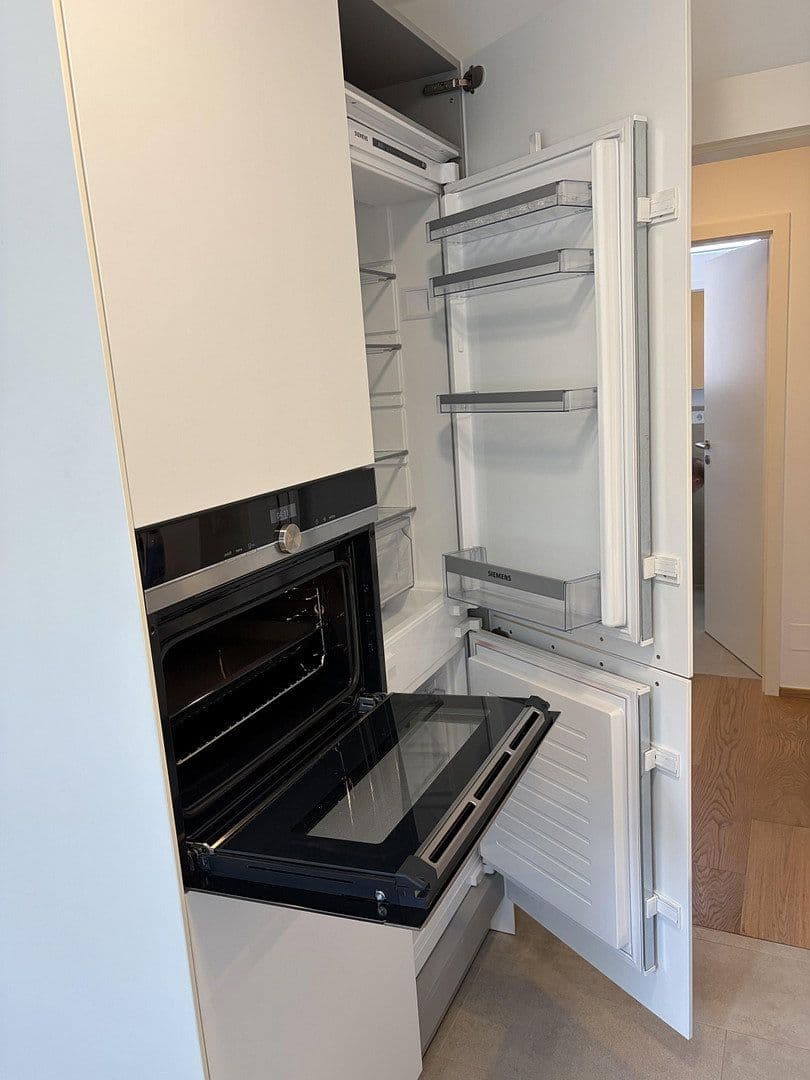 Prenájom bytu 2-izbový 66 m², Mauerkircherstraße 85, München, Bavorsko Prenájom bytu 2-izbový 66 m², Mauerkircherstraße 85, München, Bavorsko