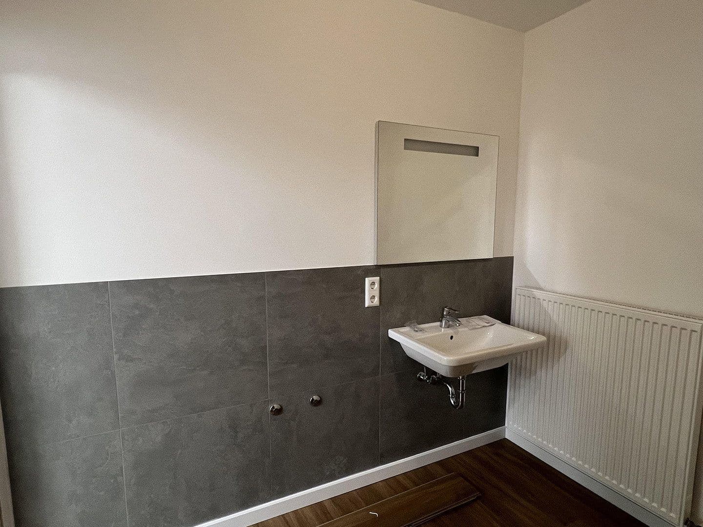 Prenájom kancelárie 100 m², Badbergen, Dolné Sasko Prenájom kancelárie 100 m², Badbergen, Dolné Sasko