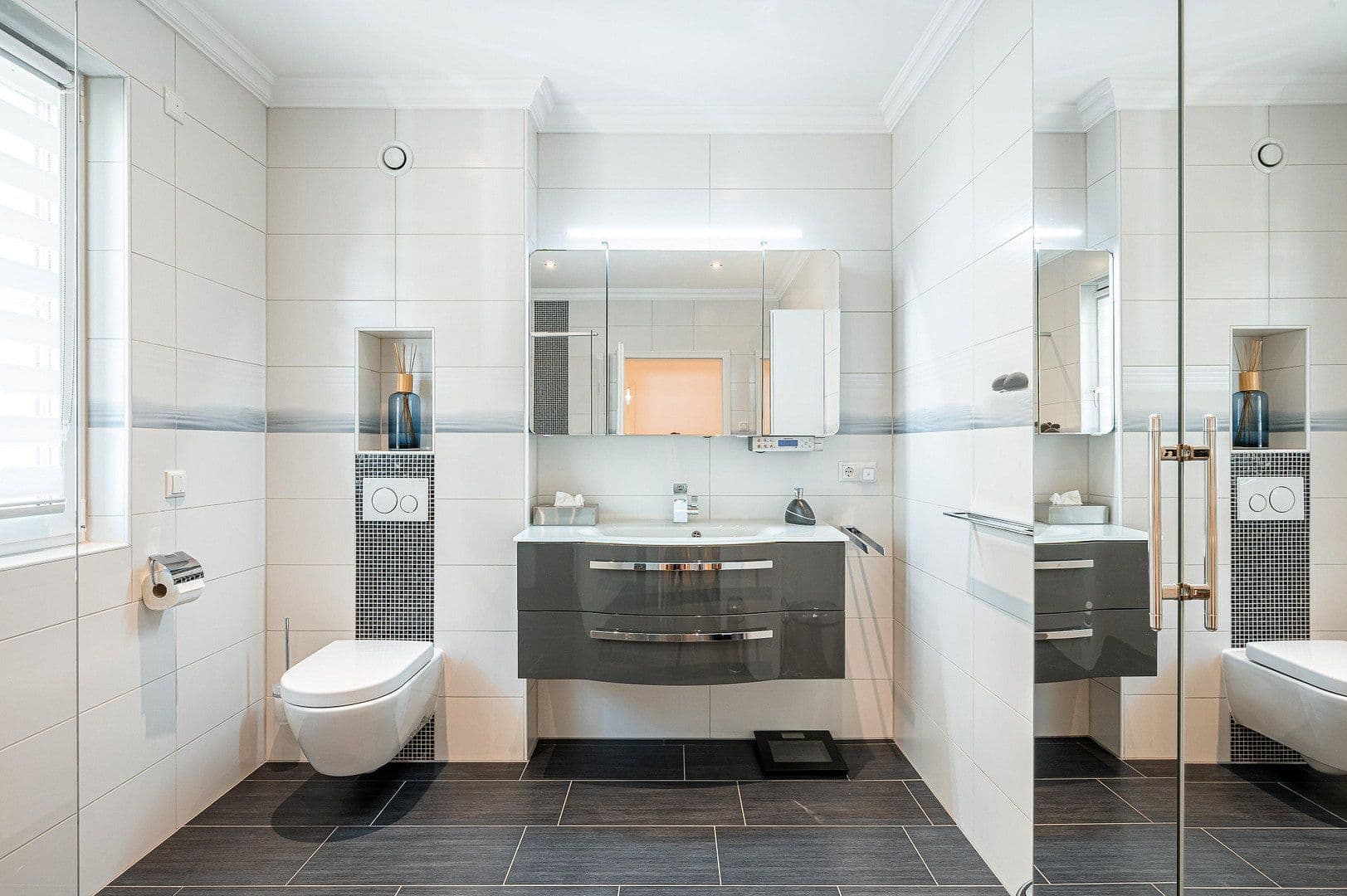 Predaj domu 215 m², pozemok 824 m², Falkensee, Brandenbursko Predaj domu 215 m², pozemok 824 m², Falkensee, Brandenbursko