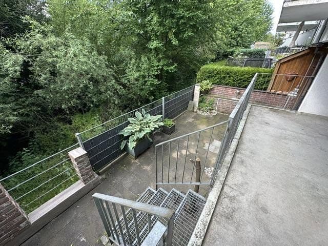 Prenájom bytu 3-izbový 80 m², Scharrenbroicher Straße 55c, Rösrath, Severné Porýnie - Westfálsko Prenájom bytu 3-izbový 80 m², Scharrenbroicher Straße 55c, Rösrath, Severné Porýnie - Westfálsko