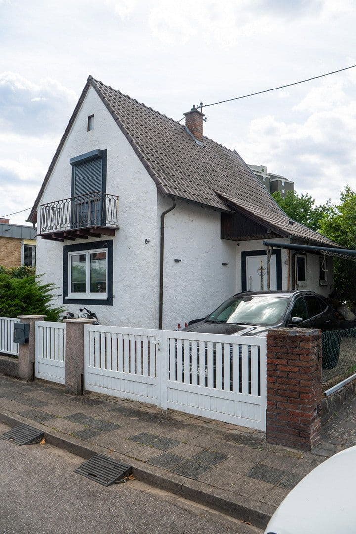 Predaj domu 71 m², pozemok 601 m², Neuhofen, Porýnie-Falcko Predaj domu 71 m², pozemok 601 m², Neuhofen, Porýnie-Falcko