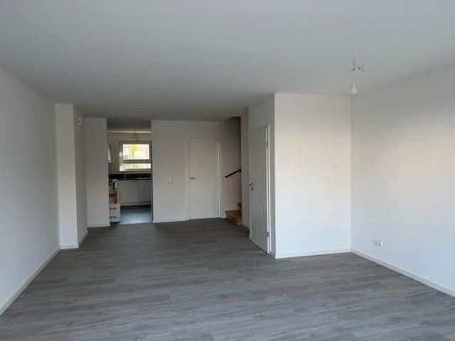 Prenájom domu 141 m², pozemok 194 m², Rodenbach, Hesensko Prenájom domu 141 m², pozemok 194 m², Rodenbach, Hesensko