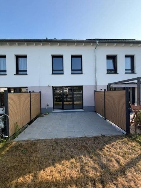 Prenájom domu 141 m², pozemok 194 m², Rodenbach, Hesensko Prenájom domu 141 m², pozemok 194 m², Rodenbach, Hesensko