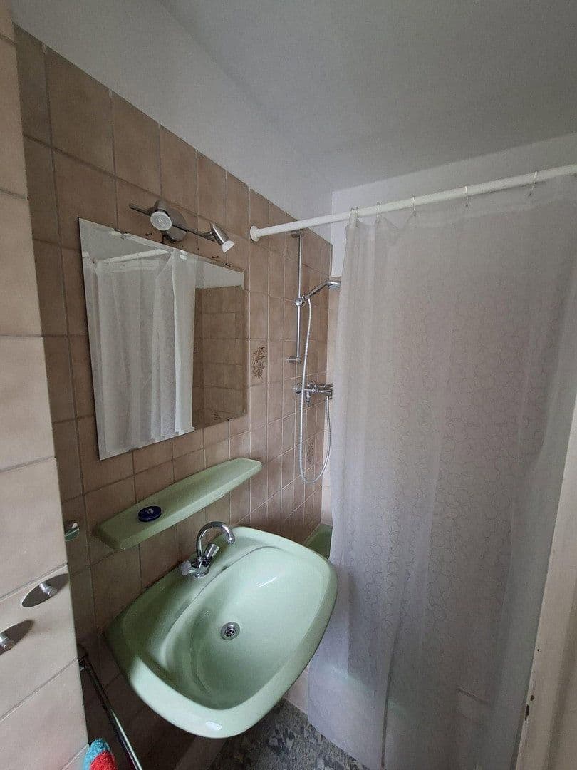 Prenájom bytu 1-izbový 21 m², Lindenstr 37a, Gladbeck, Severné Porýnie - Westfálsko Prenájom bytu 1-izbový 21 m², Lindenstr 37a, Gladbeck, Severné Porýnie - Westfálsko