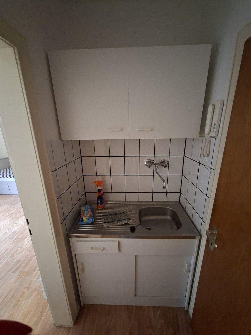Prenájom bytu 1-izbový 21 m², Lindenstr 37a, Gladbeck, Severné Porýnie - Westfálsko Prenájom bytu 1-izbový 21 m², Lindenstr 37a, Gladbeck, Severné Porýnie - Westfálsko