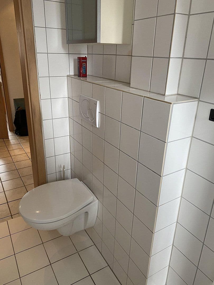 Prenájom bytu 2-izbový 42 m², Rezagstr. 18, Köln, Severné Porýnie - Westfálsko Prenájom bytu 2-izbový 42 m², Rezagstr. 18, Köln, Severné Porýnie - Westfálsko