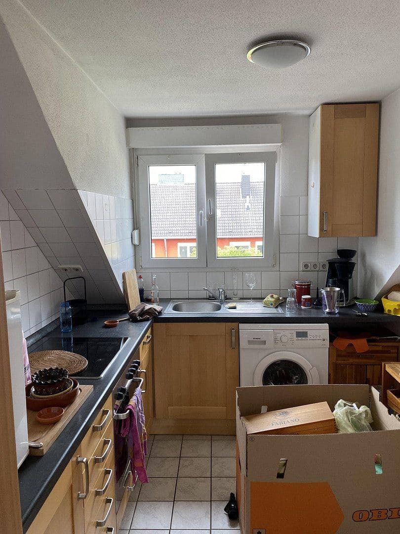 Prenájom bytu 2-izbový 42 m², Rezagstr. 18, Köln, Severné Porýnie - Westfálsko Prenájom bytu 2-izbový 42 m², Rezagstr. 18, Köln, Severné Porýnie - Westfálsko