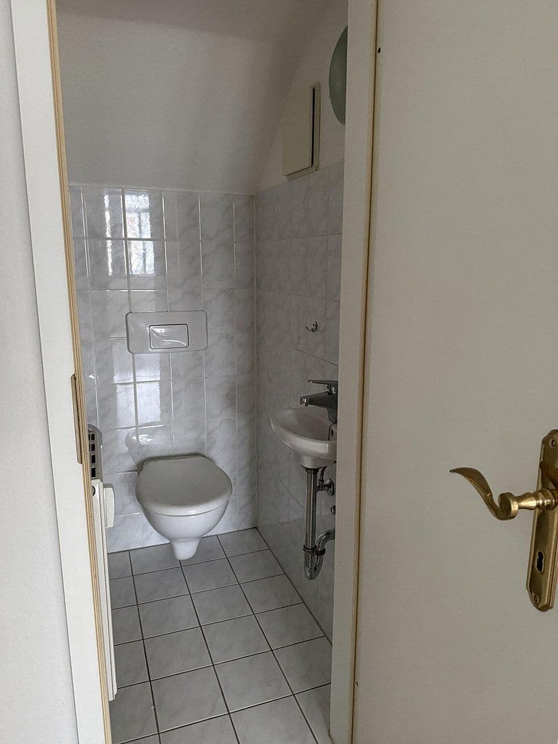 Prenájom bytu 2-izbový 60 m², Kreisigstraße 29, Zwickau, Sasko Prenájom bytu 2-izbový 60 m², Kreisigstraße 29, Zwickau, Sasko