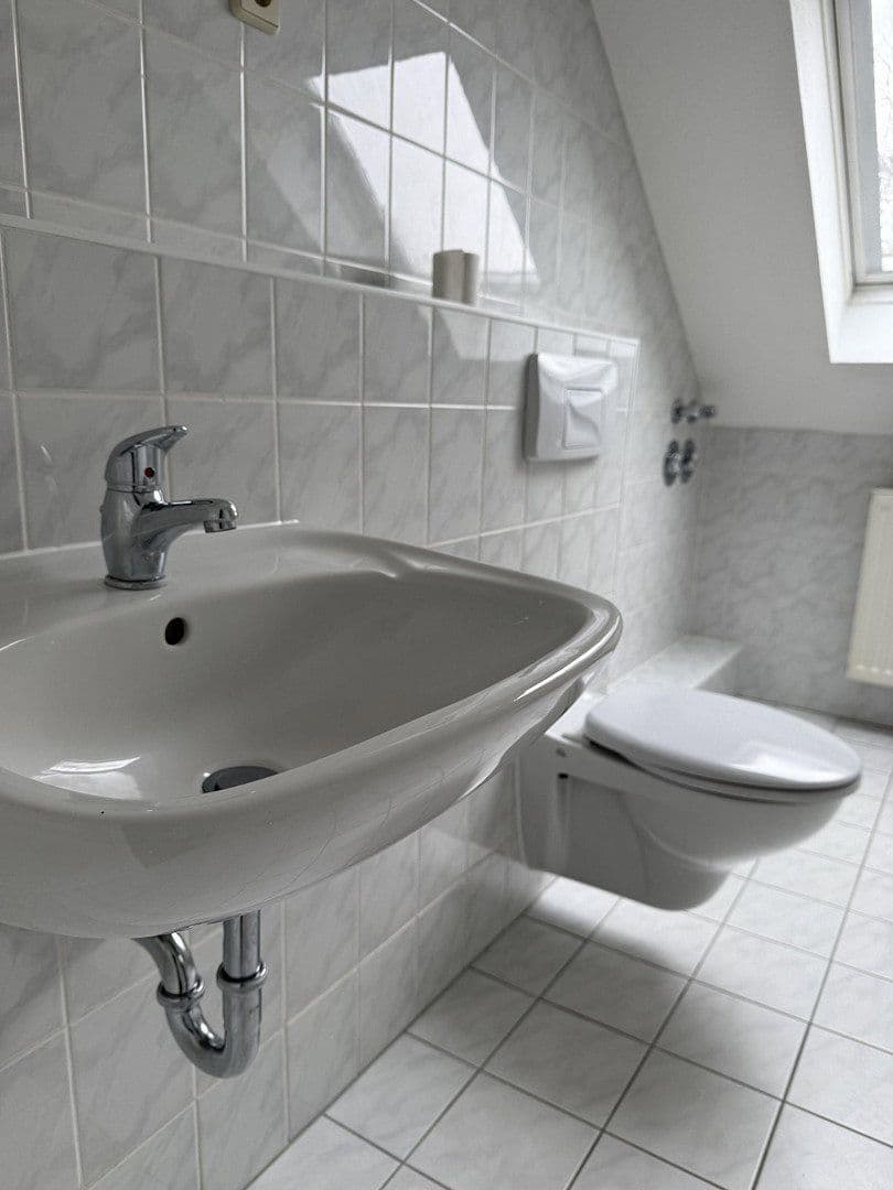 Prenájom bytu 2-izbový 60 m², Kreisigstraße 29, Zwickau, Sasko Prenájom bytu 2-izbový 60 m², Kreisigstraße 29, Zwickau, Sasko
