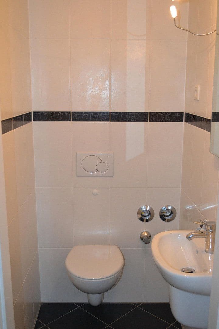 Predaj bytu 3-izbový 98 m², Köln, Severné Porýnie - Westfálsko Predaj bytu 3-izbový 98 m², Köln, Severné Porýnie - Westfálsko