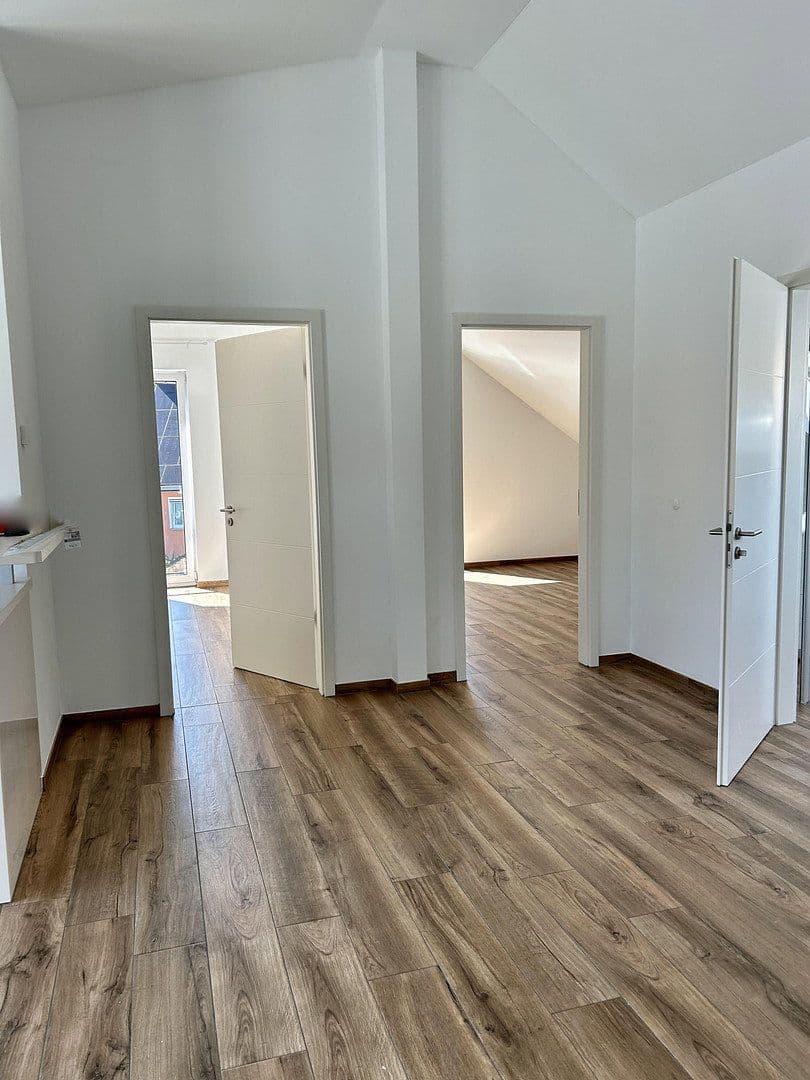 Predaj bytu 3-izbový 79 m², Eisingen, Bádensko-Wurttembersko Predaj bytu 3-izbový 79 m², Eisingen, Bádensko-Wurttembersko