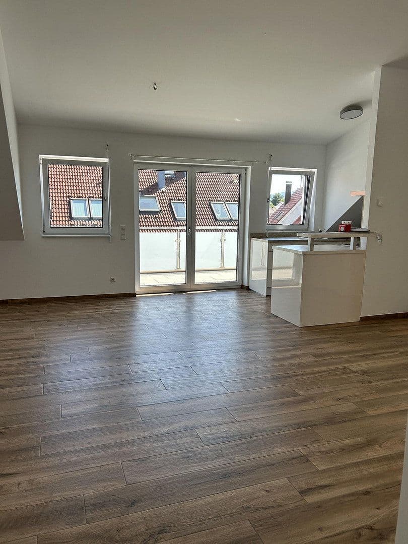 Predaj bytu 3-izbový 79 m², Eisingen, Bádensko-Wurttembersko Predaj bytu 3-izbový 79 m², Eisingen, Bádensko-Wurttembersko