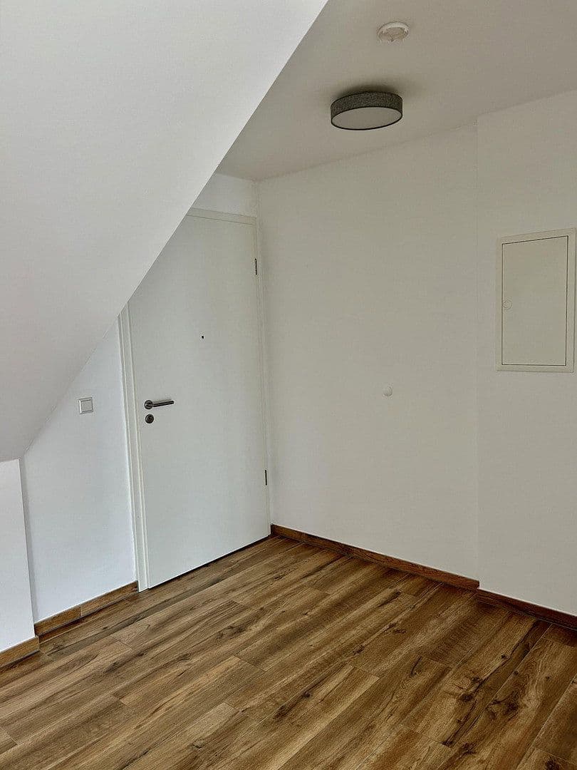 Predaj bytu 3-izbový 79 m², Eisingen, Bádensko-Wurttembersko Predaj bytu 3-izbový 79 m², Eisingen, Bádensko-Wurttembersko