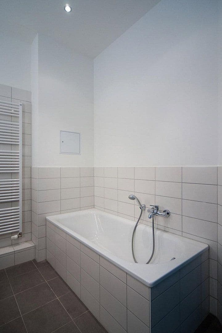 Predaj bytu 4-izbový 119 m², Leipzig, Sasko Predaj bytu 4-izbový 119 m², Leipzig, Sasko