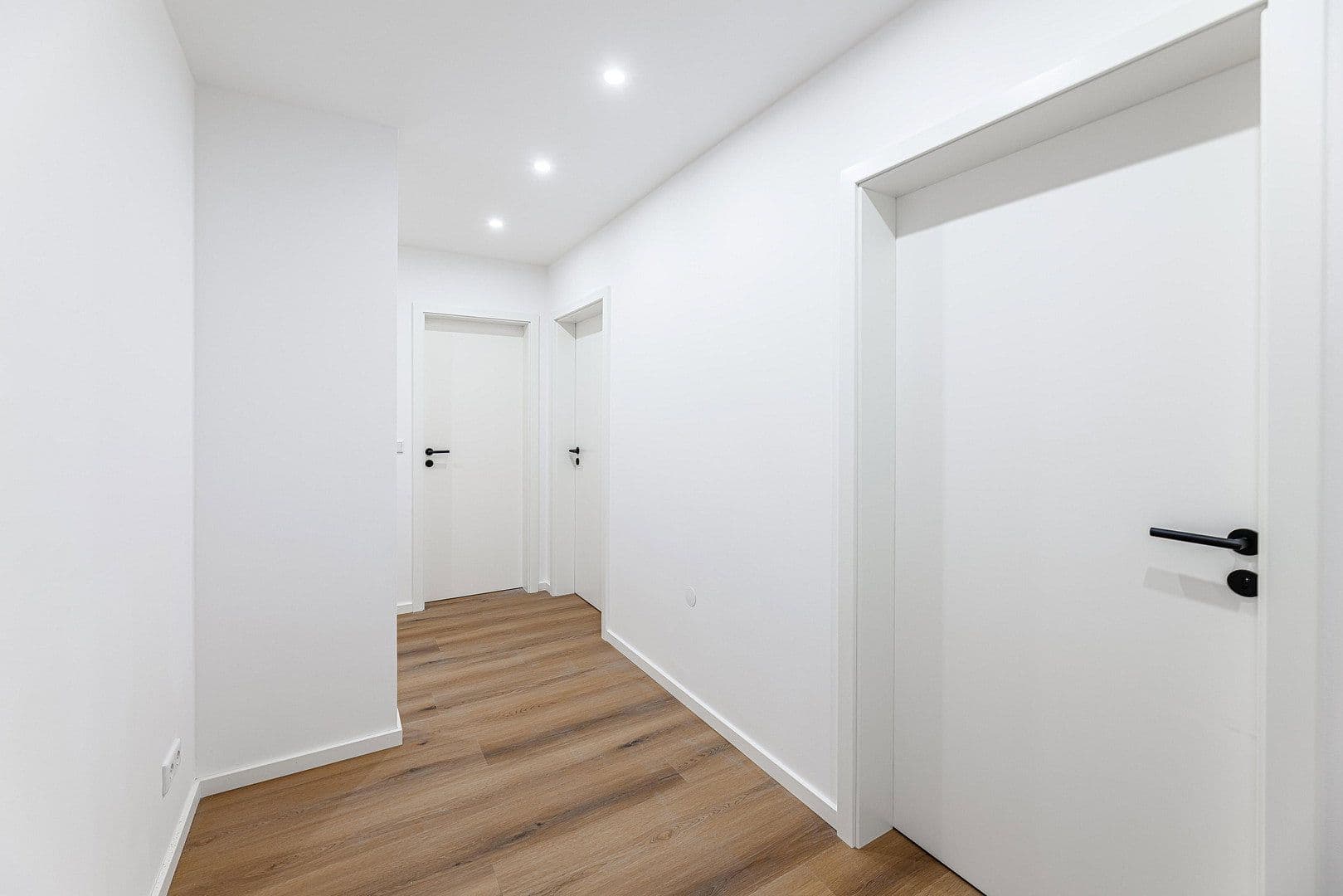 Predaj bytu 2-izbový 62 m², Hauchstraße 42, Nürnberg Röthenbach b. Schweinau, Bavorsko Predaj bytu 2-izbový 62 m², Hauchstraße 42, Nürnberg Röthenbach b. Schweinau, Bavorsko