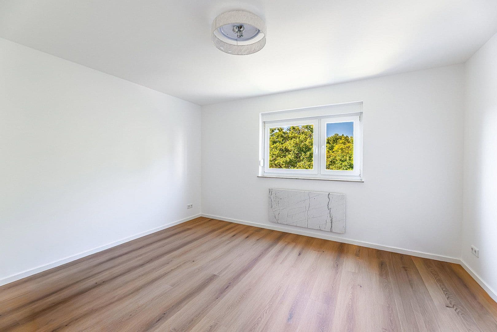 Predaj bytu 2-izbový 62 m², Hauchstraße 42, Nürnberg Röthenbach b. Schweinau, Bavorsko Predaj bytu 2-izbový 62 m², Hauchstraße 42, Nürnberg Röthenbach b. Schweinau, Bavorsko