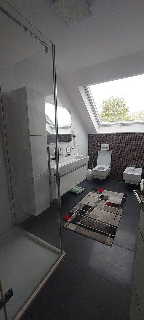 Predaj domu 200 m², pozemok 731 m², Karlsruhe, Bádensko-Wurttembersko Predaj domu 200 m², pozemok 731 m², Karlsruhe, Bádensko-Wurttembersko