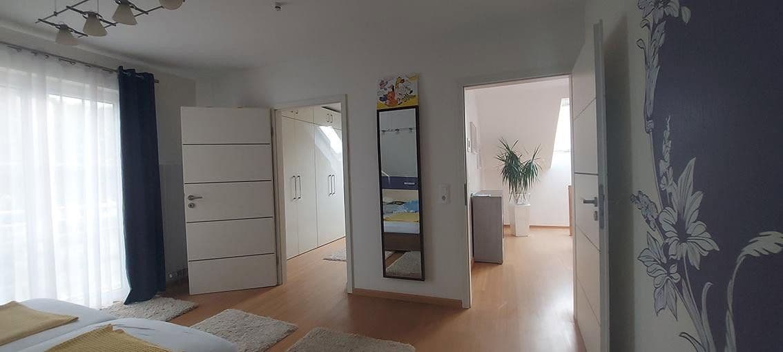 Predaj domu 200 m², pozemok 731 m², Karlsruhe, Bádensko-Wurttembersko Predaj domu 200 m², pozemok 731 m², Karlsruhe, Bádensko-Wurttembersko