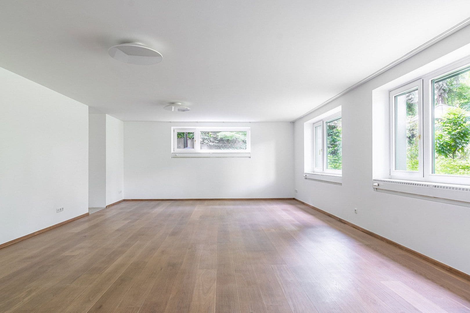 Predaj domu 389 m², pozemok 1.001 m², Schultestraße, Linz, Horné Rakúsko Predaj domu 389 m², pozemok 1.001 m², Schultestraße, Linz, Horné Rakúsko