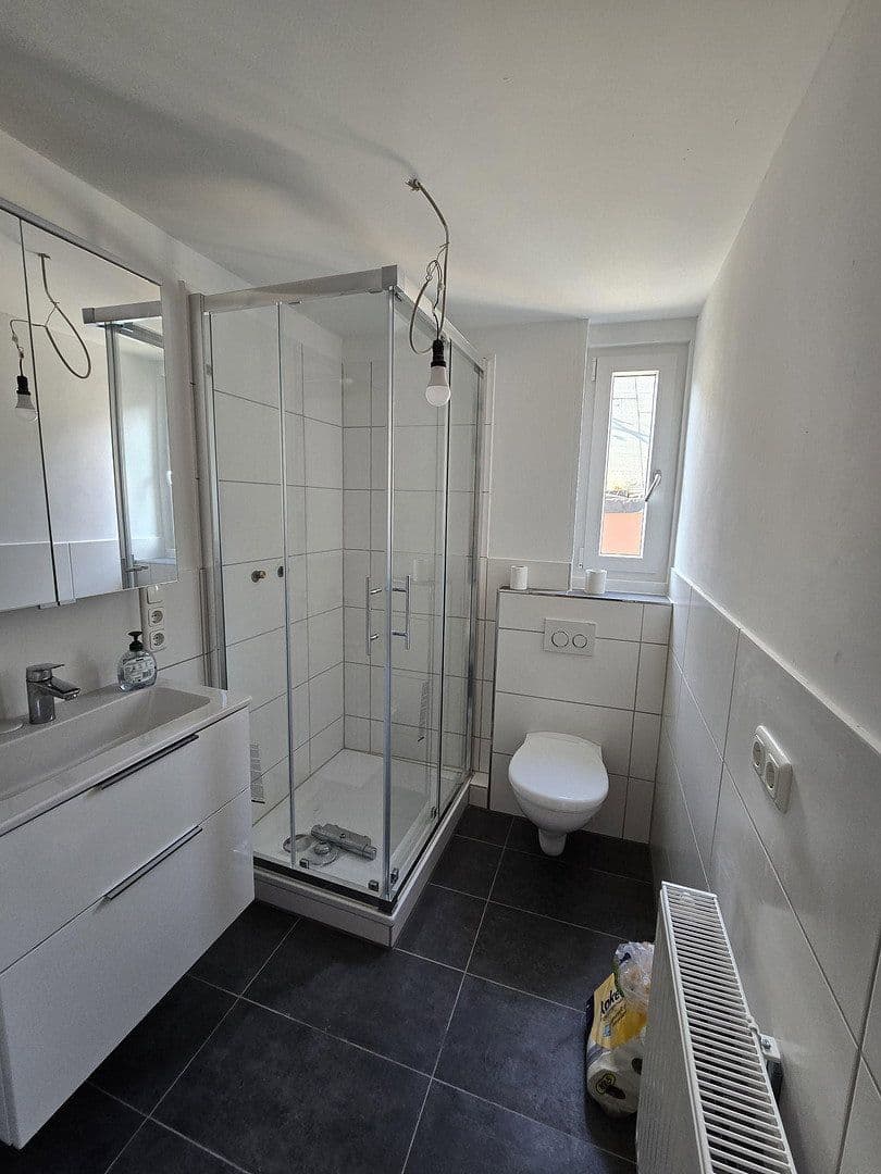 Predaj domu 92 m², pozemok 133 m², Hauptstraße 45, Oberheimbach, Porýnie-Falcko Predaj domu 92 m², pozemok 133 m², Hauptstraße 45, Oberheimbach, Porýnie-Falcko