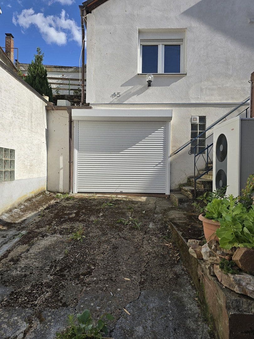 Predaj domu 92 m², pozemok 133 m², Hauptstraße 45, Oberheimbach, Porýnie-Falcko Predaj domu 92 m², pozemok 133 m², Hauptstraße 45, Oberheimbach, Porýnie-Falcko