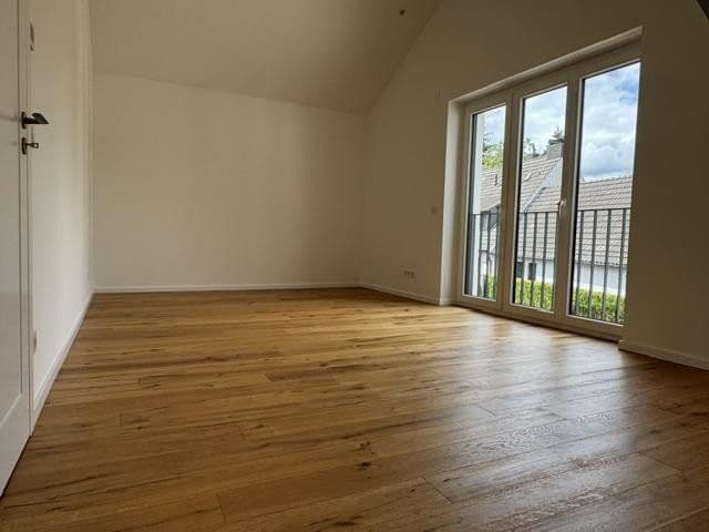 Predaj domu 100 m², pozemok 195 m², Düsseldorf, Severné Porýnie - Westfálsko Predaj domu 100 m², pozemok 195 m², Düsseldorf, Severné Porýnie - Westfálsko