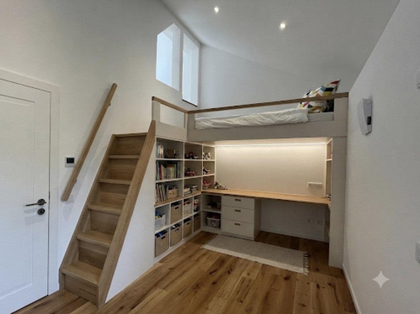 Predaj domu 100 m², pozemok 195 m², Düsseldorf, Severné Porýnie - Westfálsko Predaj domu 100 m², pozemok 195 m², Düsseldorf, Severné Porýnie - Westfálsko