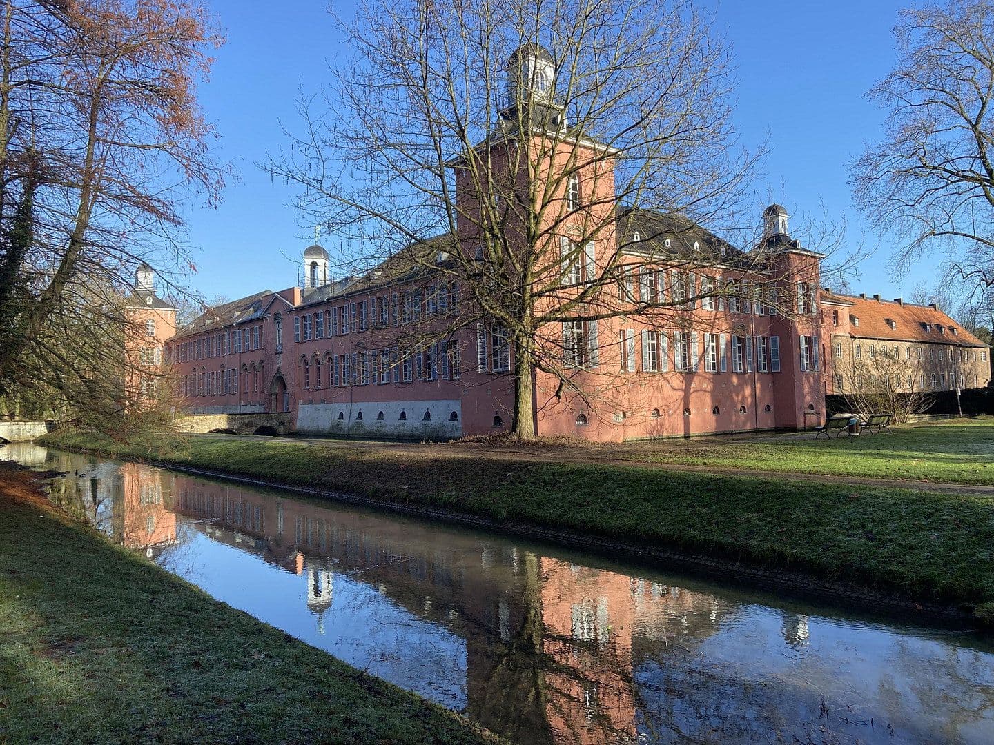 Predaj domu 100 m², pozemok 195 m², Düsseldorf, Severné Porýnie - Westfálsko Predaj domu 100 m², pozemok 195 m², Düsseldorf, Severné Porýnie - Westfálsko