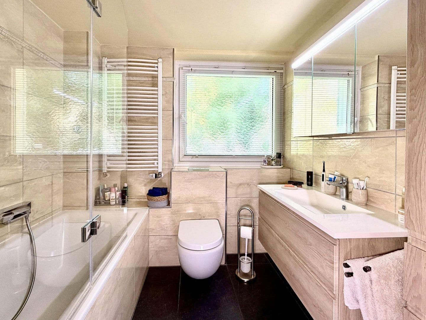 Predaj bytu 3-izbový 74 m², Hülsmeyerstraße 4, Düsseldorf, Severné Porýnie - Westfálsko Predaj bytu 3-izbový 74 m², Hülsmeyerstraße 4, Düsseldorf, Severné Porýnie - Westfálsko