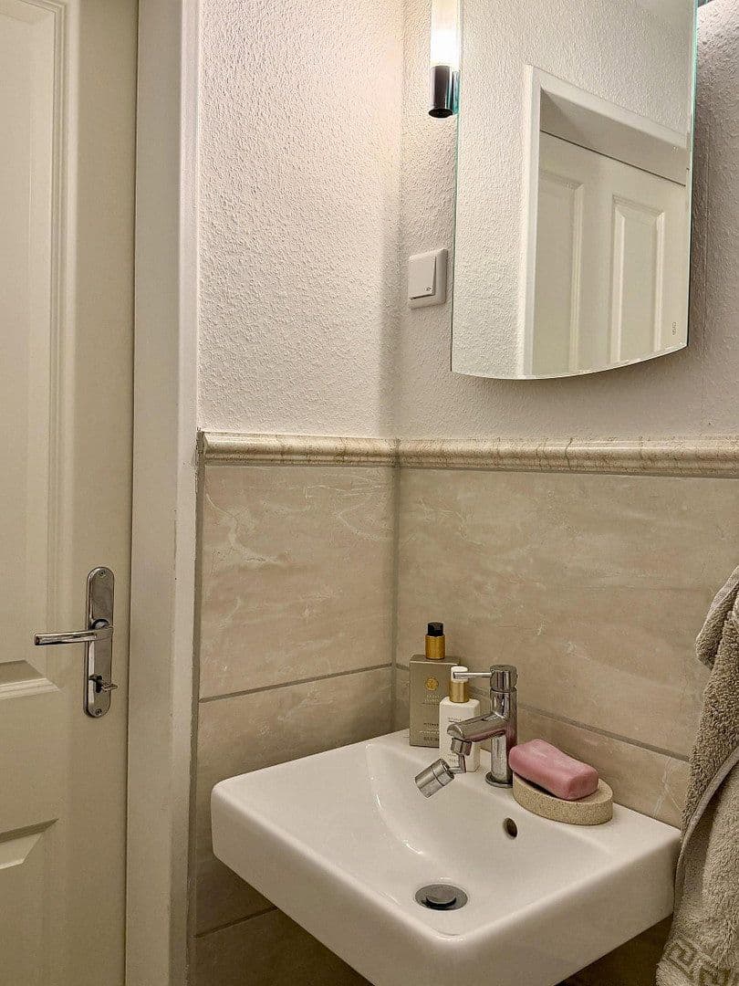 Predaj bytu 3-izbový 74 m², Hülsmeyerstraße 4, Düsseldorf, Severné Porýnie - Westfálsko Predaj bytu 3-izbový 74 m², Hülsmeyerstraße 4, Düsseldorf, Severné Porýnie - Westfálsko
