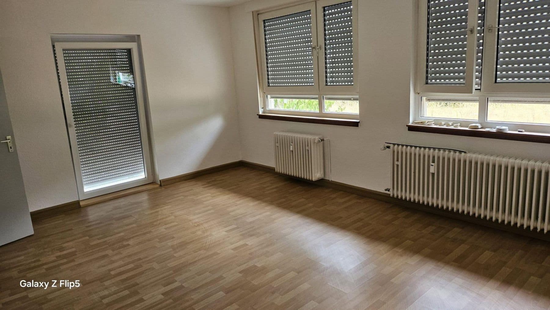Prenájom bytu 3-izbový 93 m², Karlsruhe, Bádensko-Wurttembersko Prenájom bytu 3-izbový 93 m², Karlsruhe, Bádensko-Wurttembersko