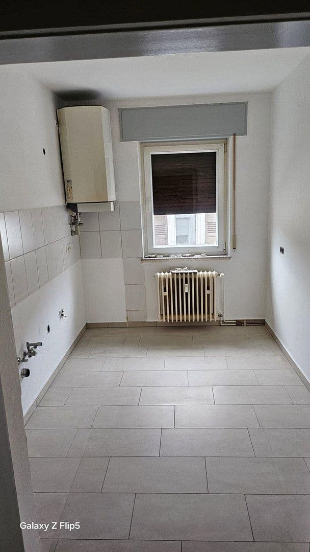 Prenájom bytu 3-izbový 93 m², Karlsruhe, Bádensko-Wurttembersko Prenájom bytu 3-izbový 93 m², Karlsruhe, Bádensko-Wurttembersko