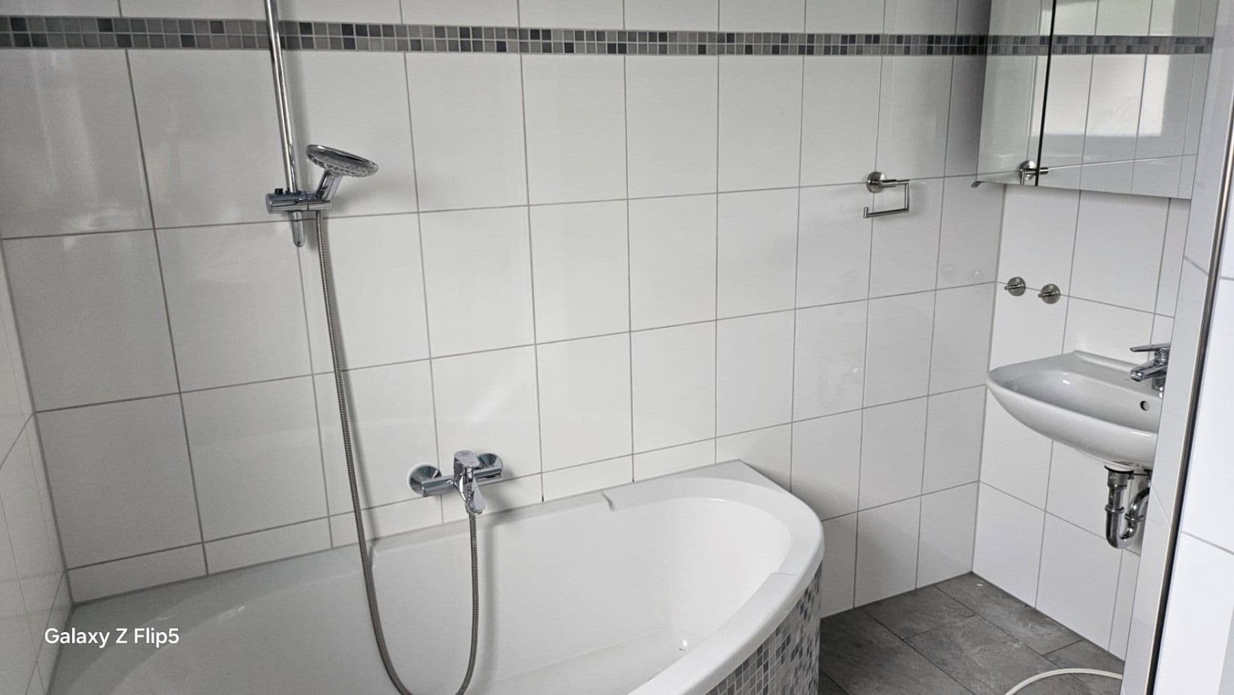Prenájom bytu 3-izbový 93 m², Karlsruhe, Bádensko-Wurttembersko Prenájom bytu 3-izbový 93 m², Karlsruhe, Bádensko-Wurttembersko