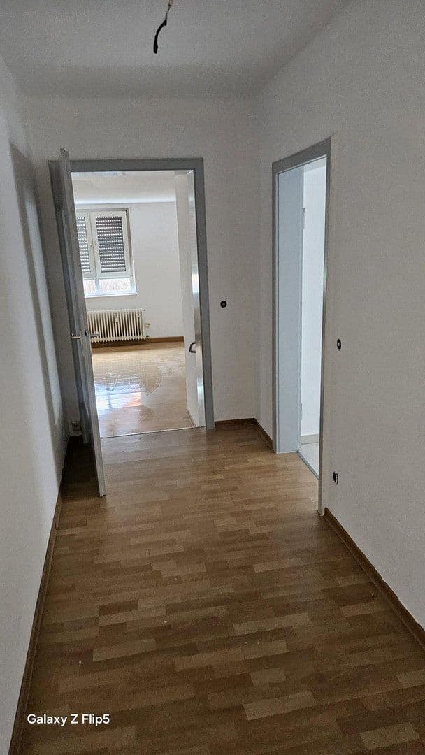 Prenájom bytu 3-izbový 93 m², Karlsruhe, Bádensko-Wurttembersko Prenájom bytu 3-izbový 93 m², Karlsruhe, Bádensko-Wurttembersko