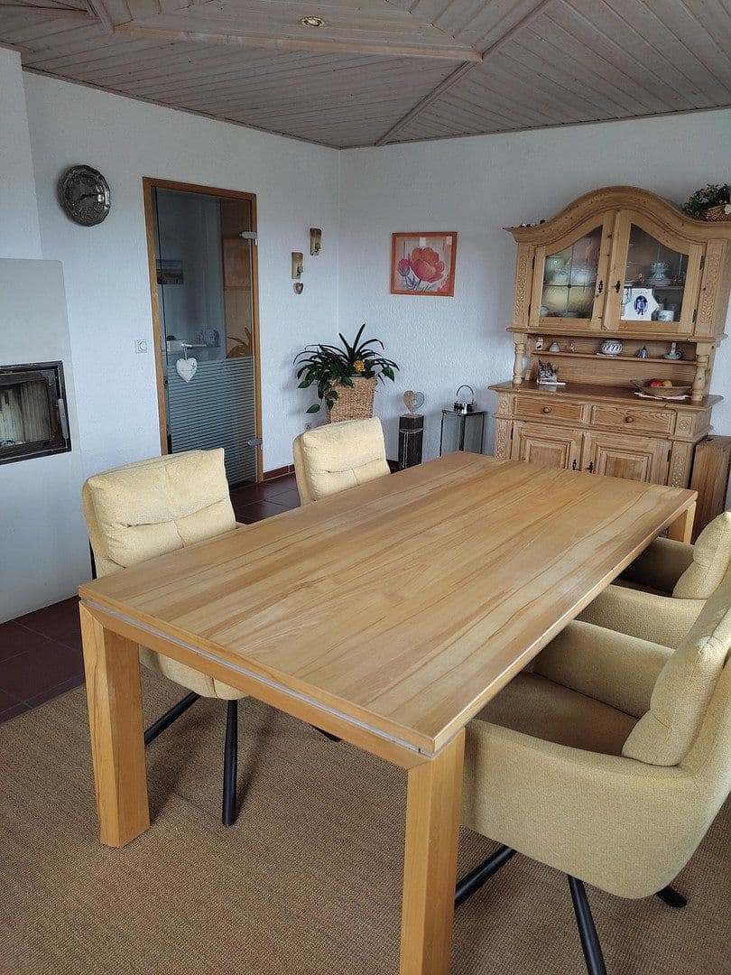 Predaj domu 198 m², pozemok 840 m², Ludwigschorgast, Bavorsko Predaj domu 198 m², pozemok 840 m², Ludwigschorgast, Bavorsko