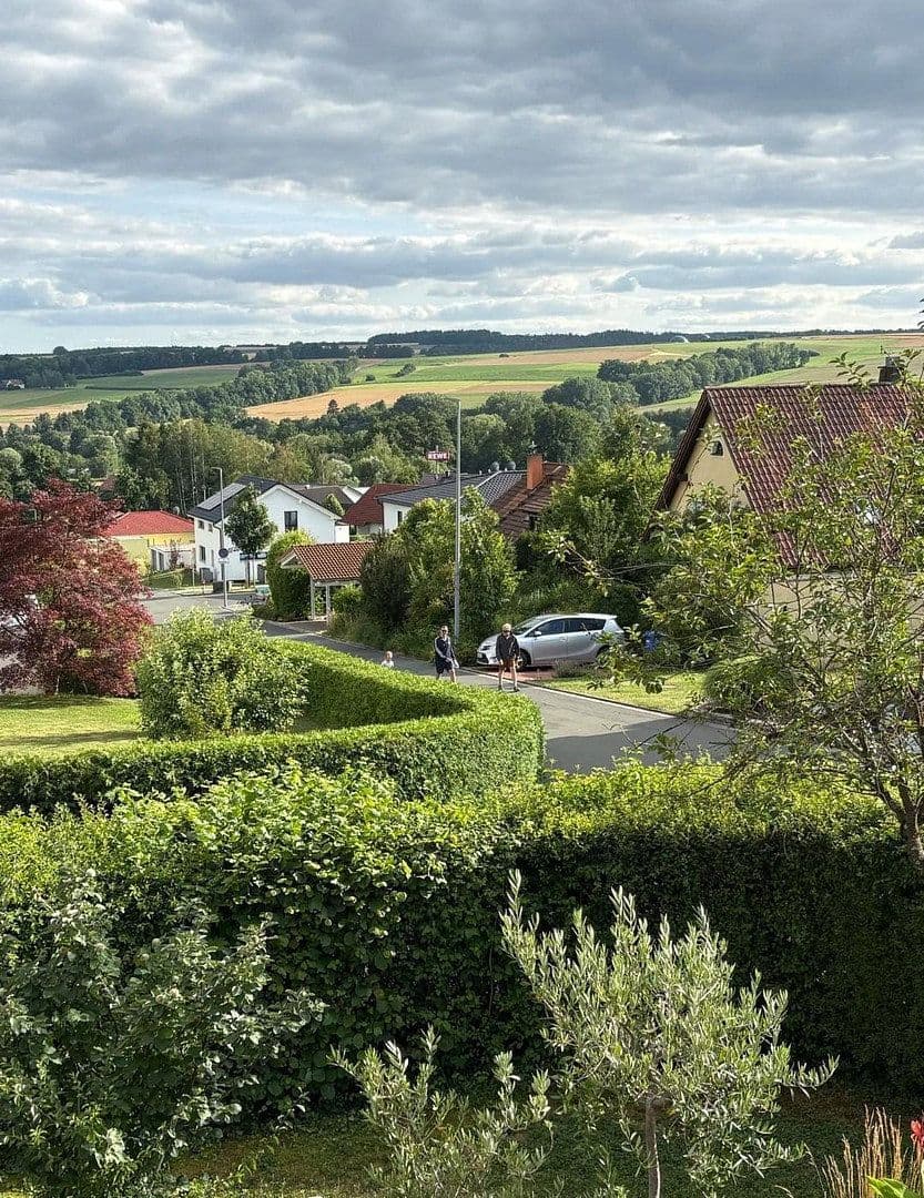 Predaj domu 198 m², pozemok 840 m², Ludwigschorgast, Bavorsko Predaj domu 198 m², pozemok 840 m², Ludwigschorgast, Bavorsko