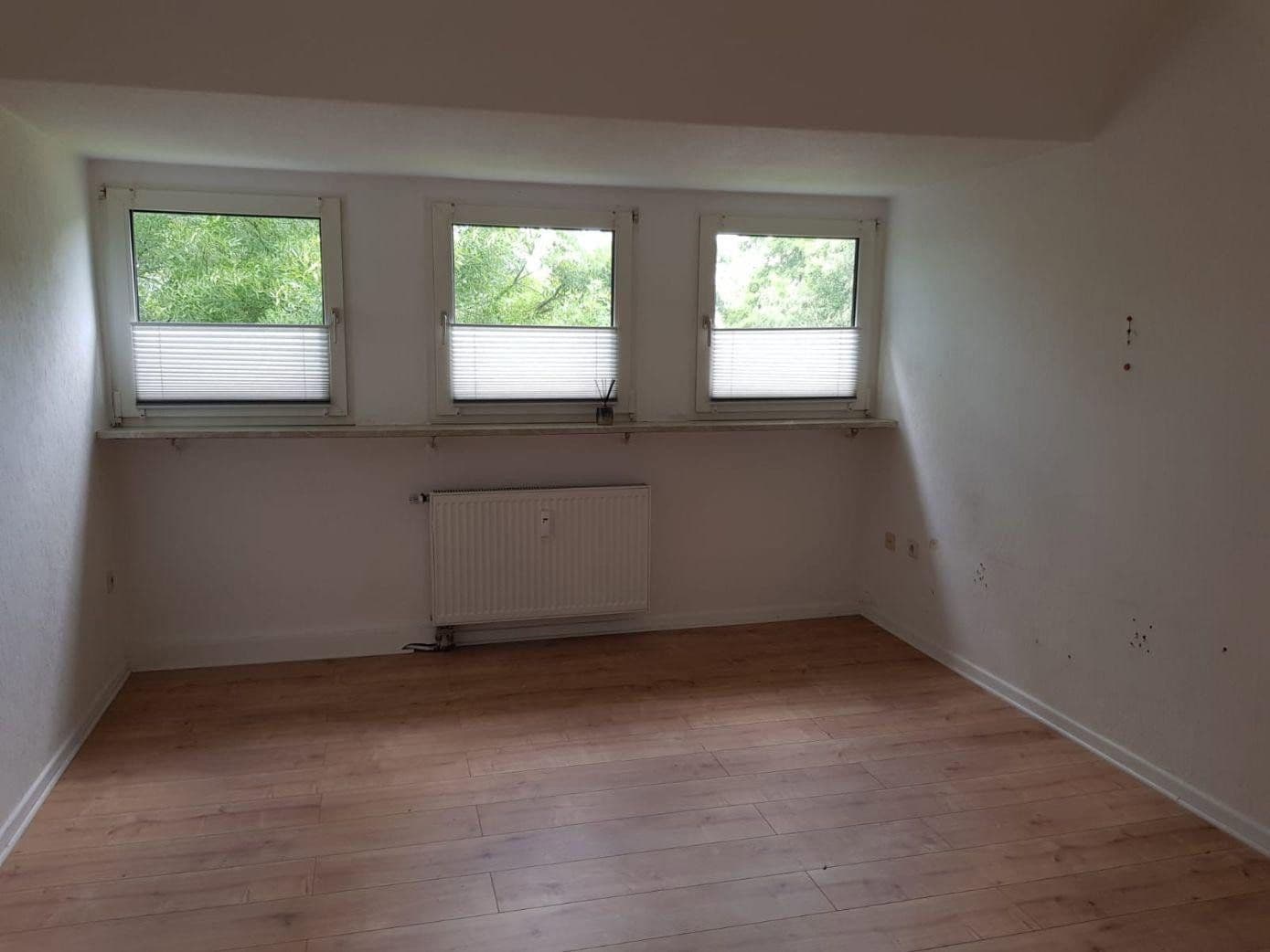 Prenájom bytu 3-izbový 55 m², Odenwaldstraße 16, Oberhausen, Severné Porýnie - Westfálsko Prenájom bytu 3-izbový 55 m², Odenwaldstraße 16, Oberhausen, Severné Porýnie - Westfálsko