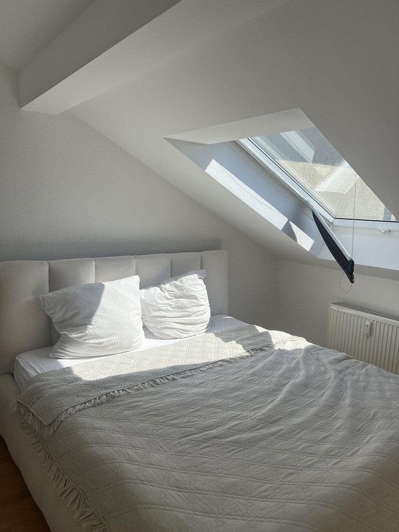 Prenájom bytu 2-izbový 49 m², Frankfurt, Hesensko Prenájom bytu 2-izbový 49 m², Frankfurt, Hesensko