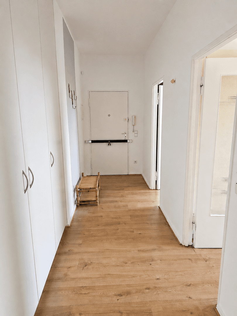 Predaj bytu 3-izbový 67 m², Berlin, Berlín Predaj bytu 3-izbový 67 m², Berlin, Berlín