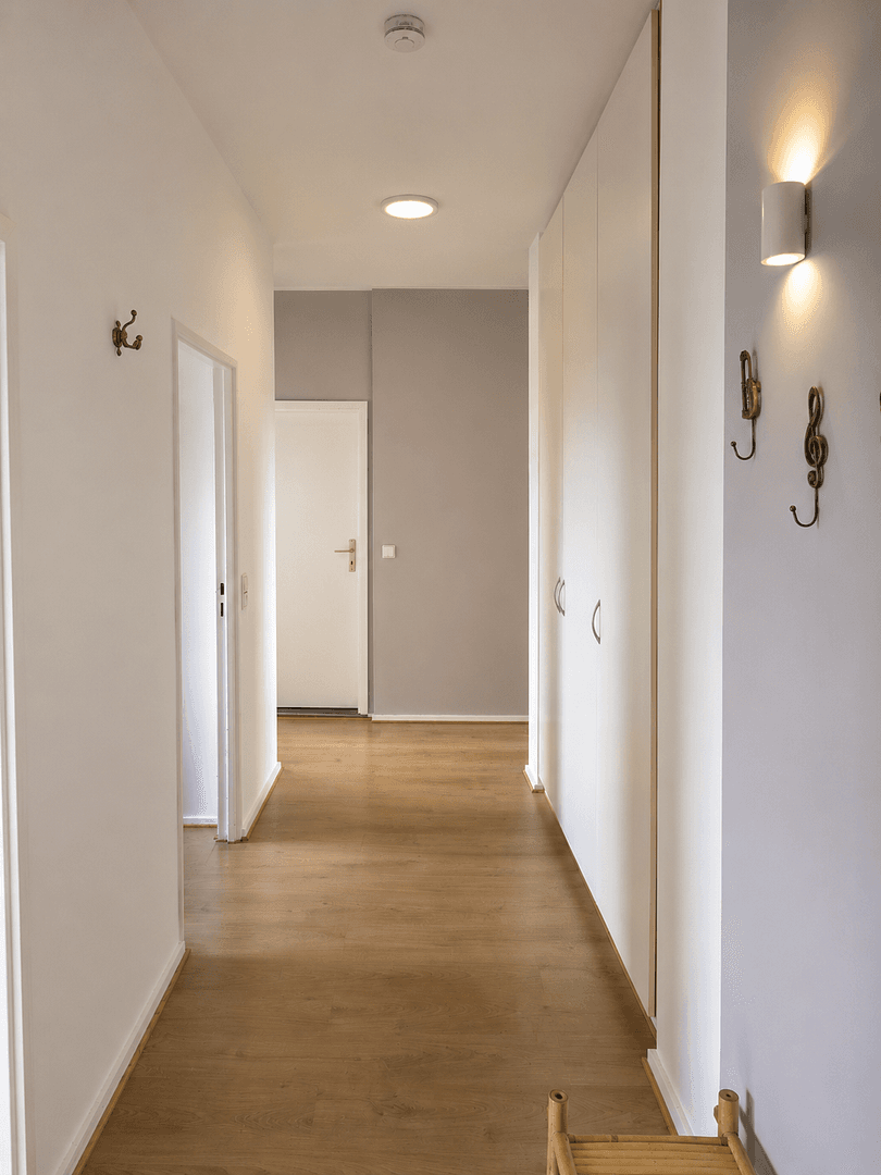Predaj bytu 3-izbový 67 m², Berlin, Berlín Predaj bytu 3-izbový 67 m², Berlin, Berlín