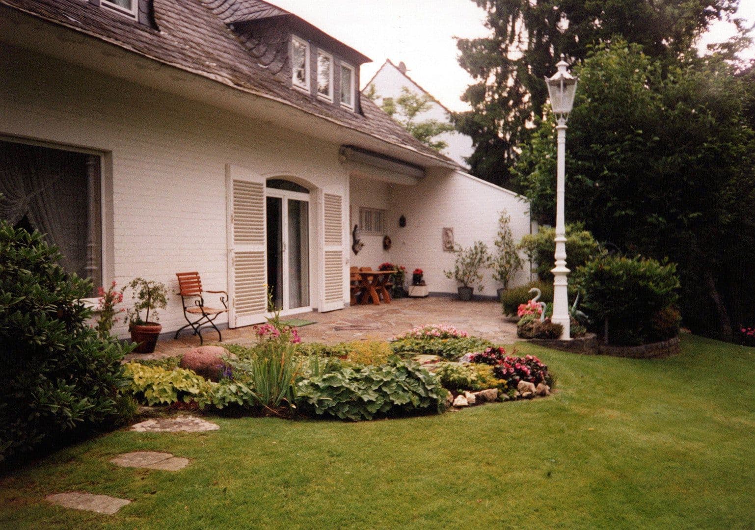 Predaj domu 260 m², pozemok 1.200 m², Urdenbach, Severné Porýnie - Westfálsko Predaj domu 260 m², pozemok 1.200 m², Urdenbach, Severné Porýnie - Westfálsko