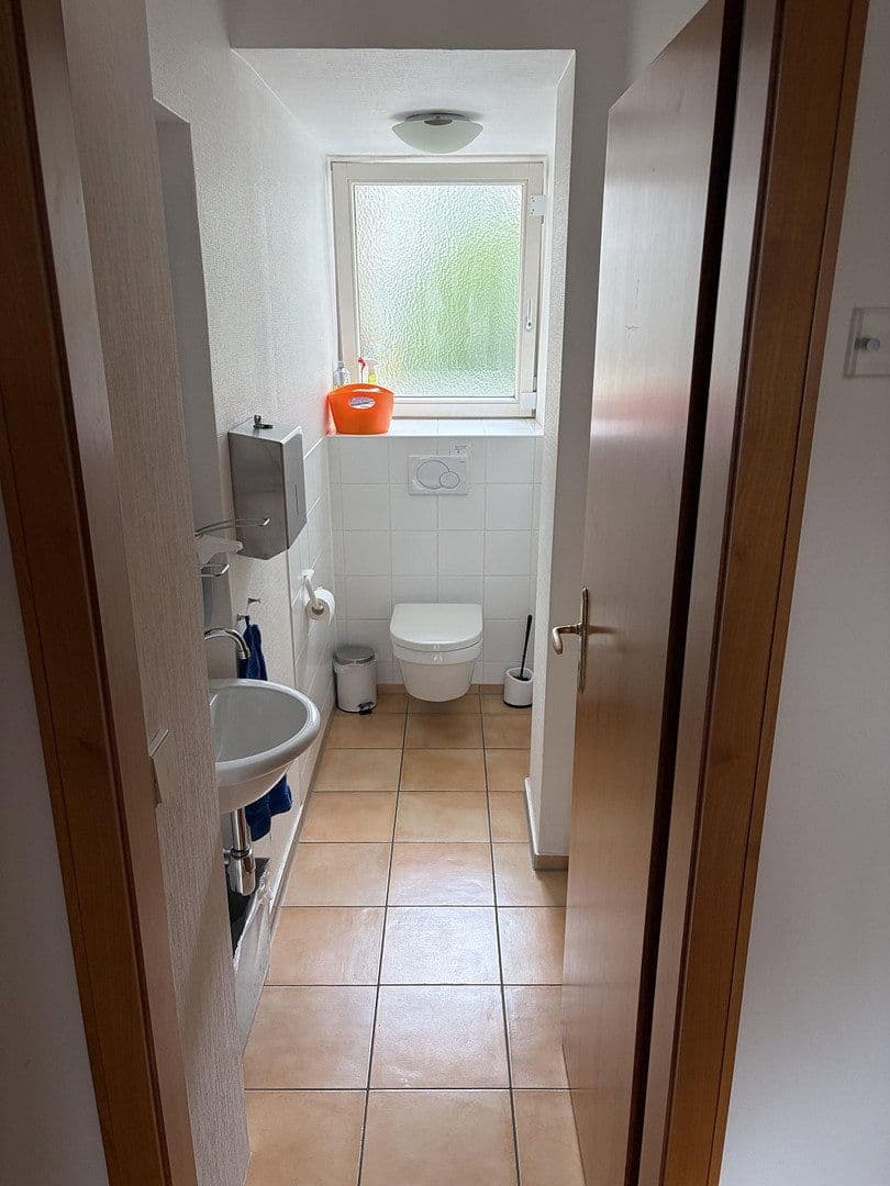 Prenájom kancelárie 100 m², Neu-Ulm, Bavorsko Prenájom kancelárie 100 m², Neu-Ulm, Bavorsko