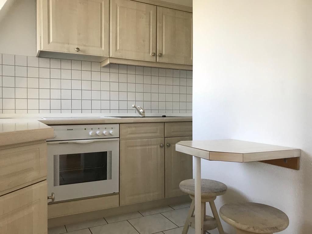 Prenájom bytu 2-izbový 71 m², Carolastraße 32, Zwickau, Sasko Prenájom bytu 2-izbový 71 m², Carolastraße 32, Zwickau, Sasko