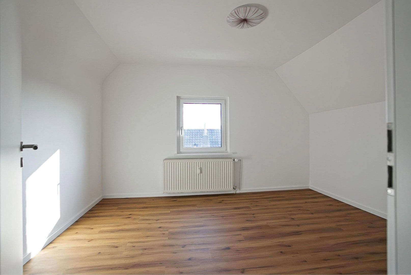 Prenájom bytu 4-izbový 102 m², Herrenruhmweg 9, Trittau, Šlezvicko-Holštajnsko Prenájom bytu 4-izbový 102 m², Herrenruhmweg 9, Trittau, Šlezvicko-Holštajnsko