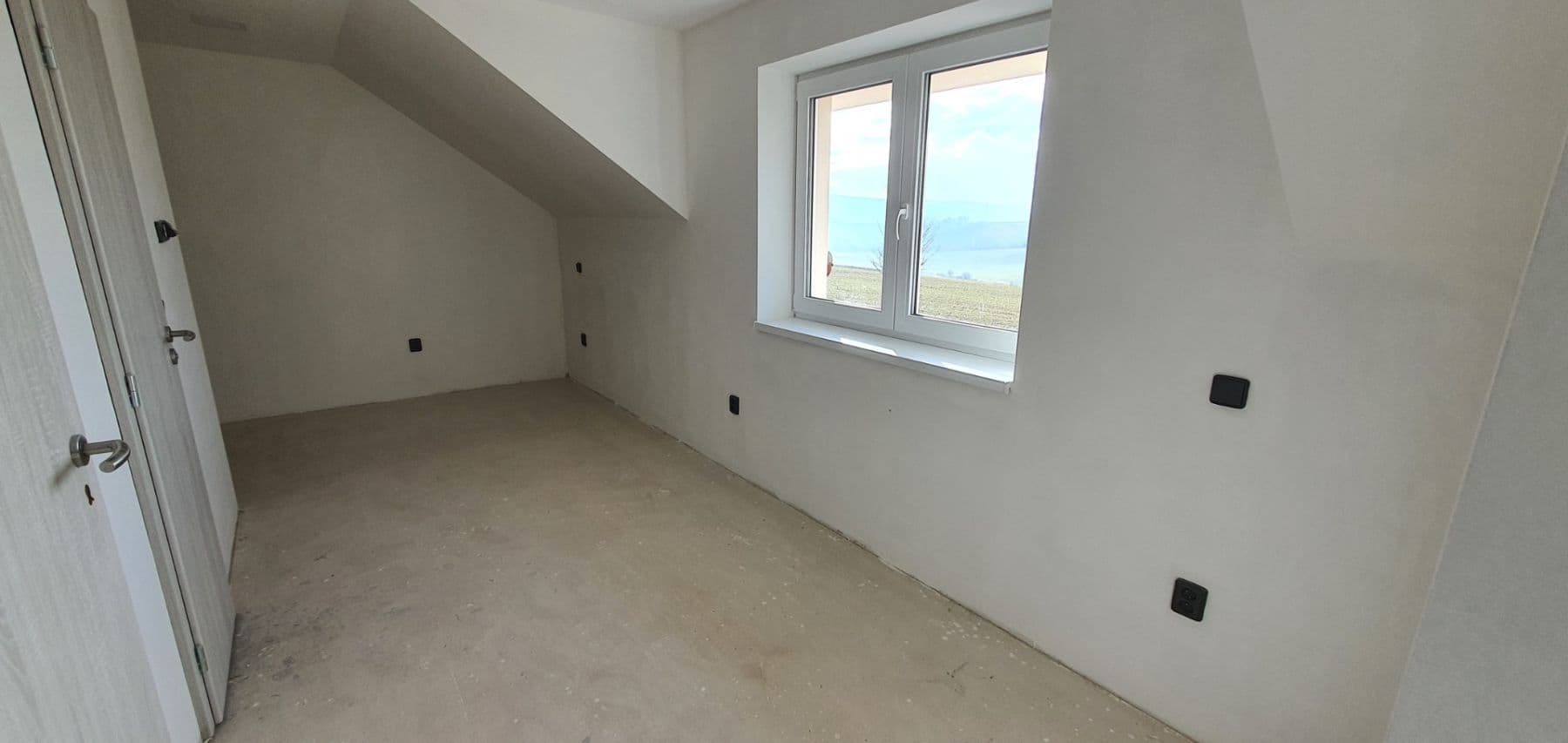 Prenájom domu 120 m², pozemok 400 m², Hvozdec, Jihomoravský kraj Prenájom domu 120 m², pozemok 400 m², Hvozdec, Jihomoravský kraj
