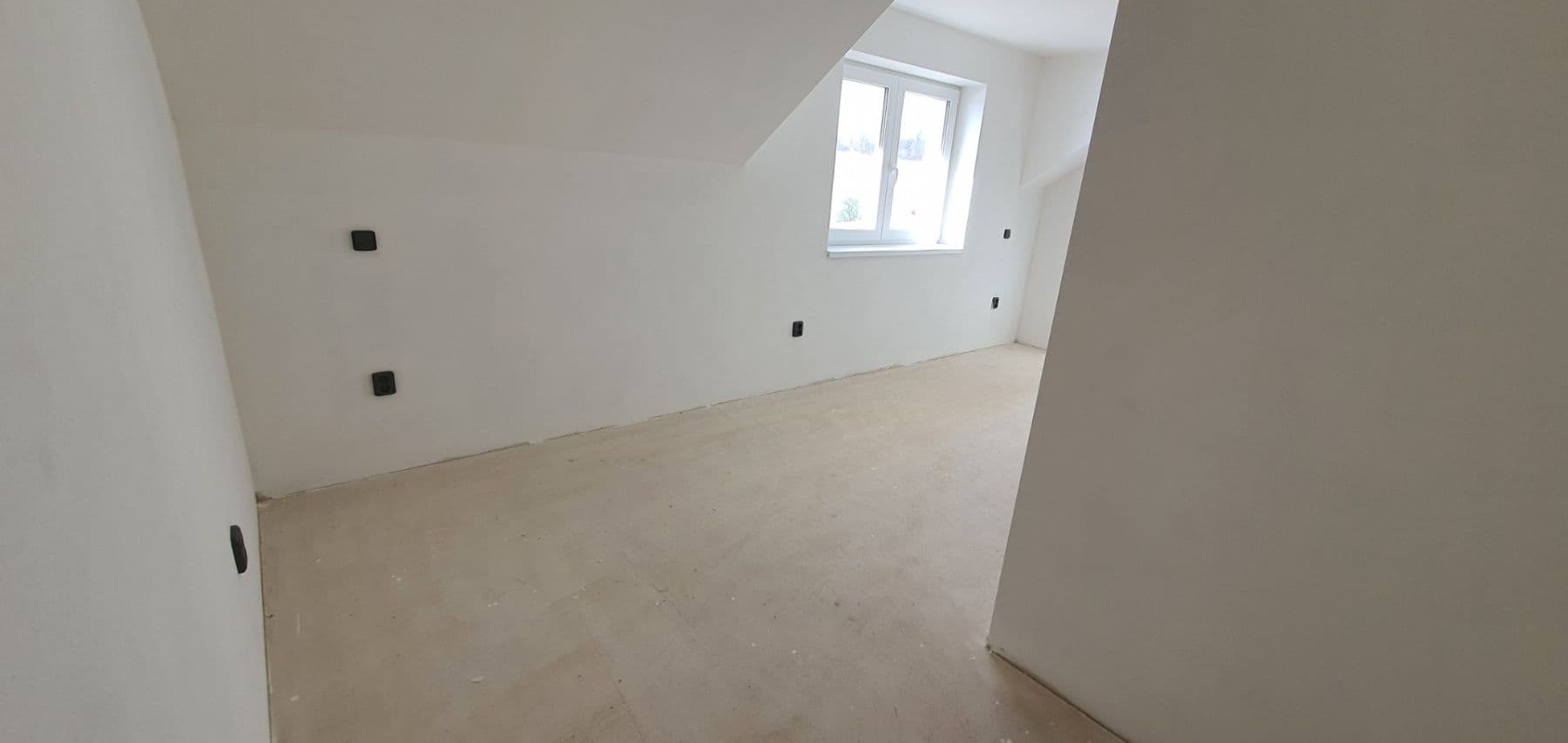Prenájom domu 120 m², pozemok 400 m², Hvozdec, Jihomoravský kraj Prenájom domu 120 m², pozemok 400 m², Hvozdec, Jihomoravský kraj