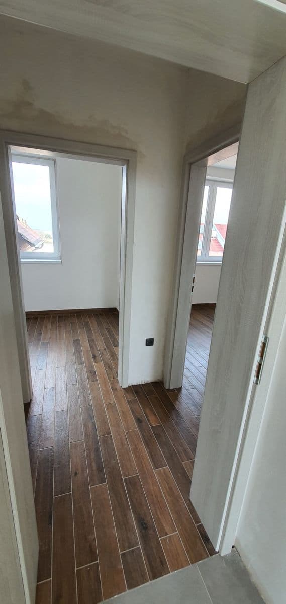 Prenájom domu 120 m², pozemok 400 m², Hvozdec, Jihomoravský kraj Prenájom domu 120 m², pozemok 400 m², Hvozdec, Jihomoravský kraj