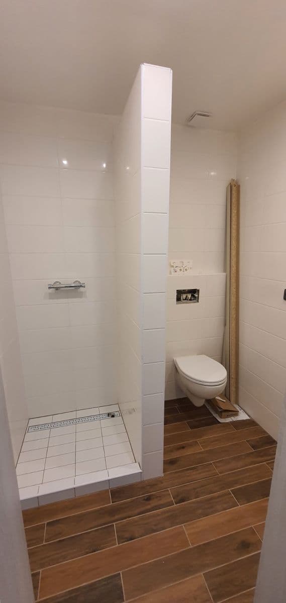 Prenájom domu 120 m², pozemok 400 m², Hvozdec, Jihomoravský kraj Prenájom domu 120 m², pozemok 400 m², Hvozdec, Jihomoravský kraj