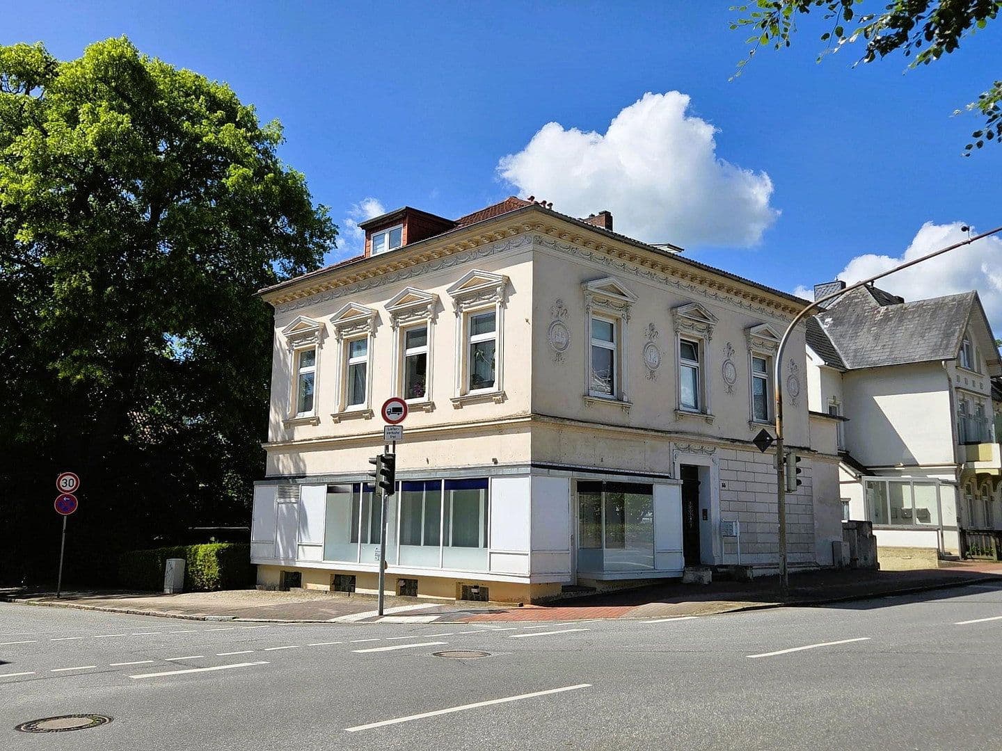 Predaj domu 226 m², pozemok 604 m², Plöner Str. 33, Eutin, Šlezvicko-Holštajnsko Predaj domu 226 m², pozemok 604 m², Plöner Str. 33, Eutin, Šlezvicko-Holštajnsko