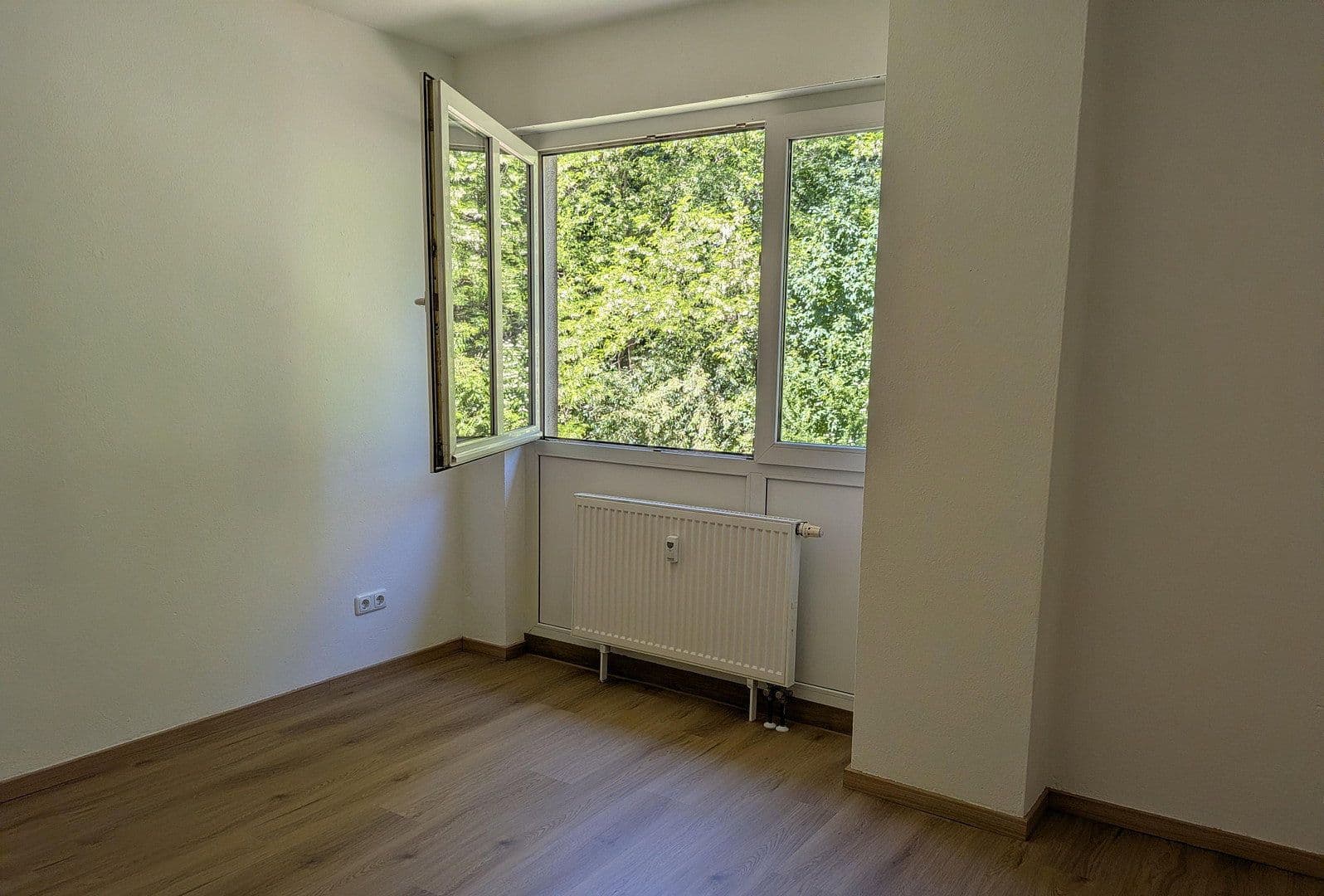 Predaj bytu 3-izbový 70 m², Fichtenweg 8, Kirchseeon, Bavorsko Predaj bytu 3-izbový 70 m², Fichtenweg 8, Kirchseeon, Bavorsko